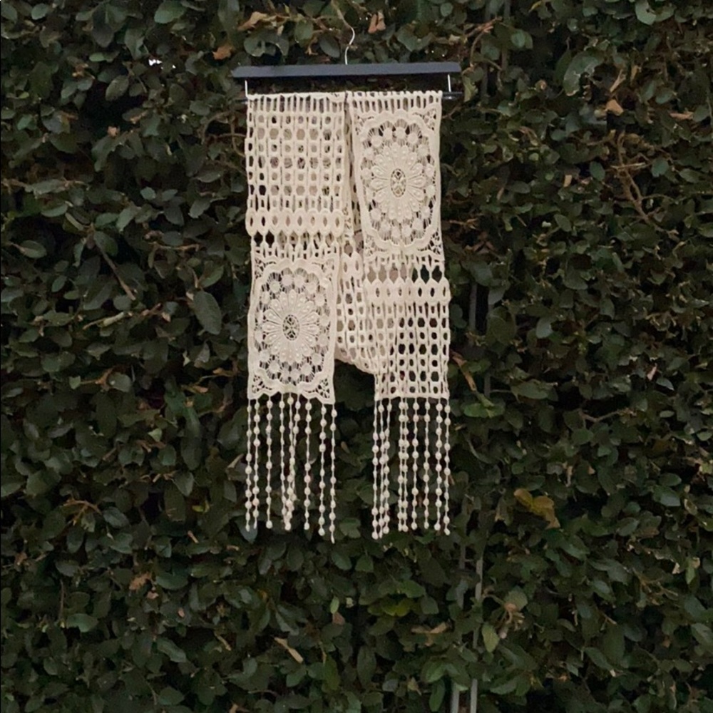 Lace scarf